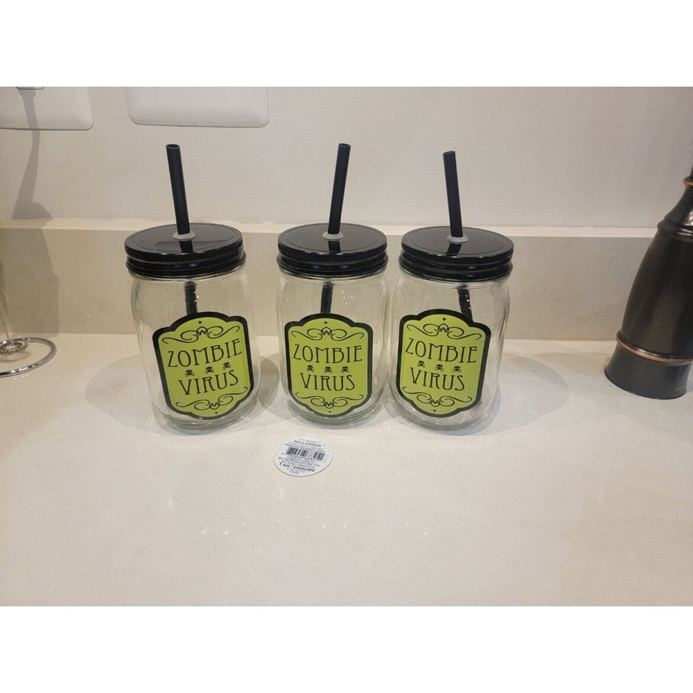 Halloween Zombie Virus Mason Jar Mug Glasses Lids Straws Lot‎ of 3 New